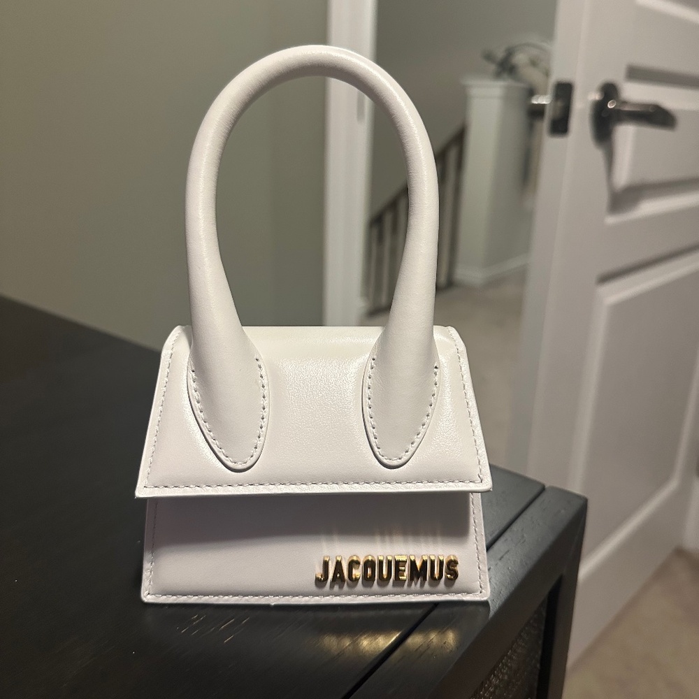 Jacquemus "The Chiquito" bag in white